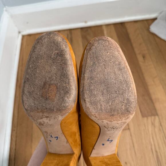 Chloé Lauren Suede Scallop Block Heel Pump 41 Tan - Picture 11 of 12